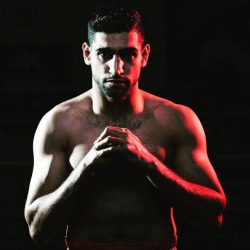 celebswhogetslepton:@amirkingkhan: A king without discipline is just a weak man with luxuries.