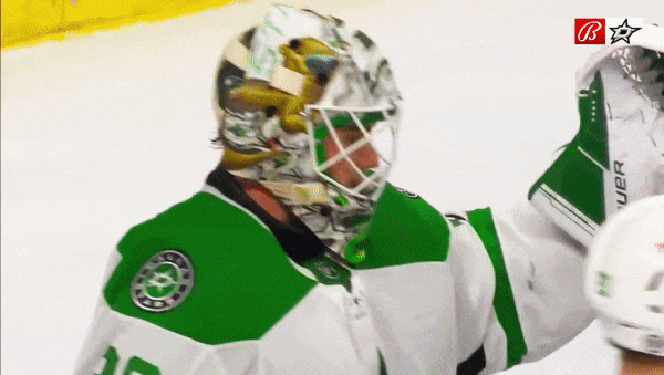 Goalie Taps   —  DAL Vs PHI  —  01.24.22