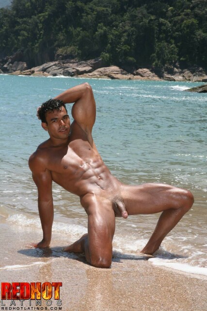 menmanor:  #Poax #RedHotLatinos