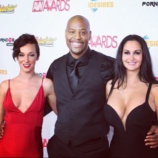 With @2cheekzback @mimefreak reppin @archangelvideo on the AVN red carpet #freakycrew