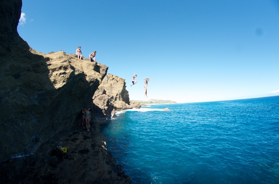 bohemian-elephantss:  jeffbautista:  Jump  ☯ Follow bohemian-elephantss for more ☯