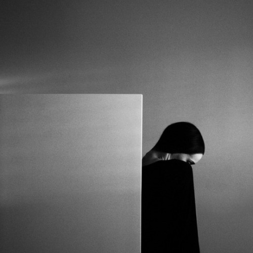 misswallflower:Photography by Noell Oszvald