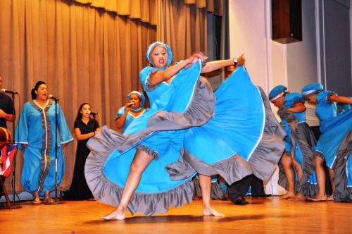sepia2sage:  Bomba is an Afro-Puerto Rican folkloric music style developed throughout the 17th, 18th and 19th centuries by west African slaves brought to the island by the Spanish. It is a communal activity that still thrives in its traditional centers