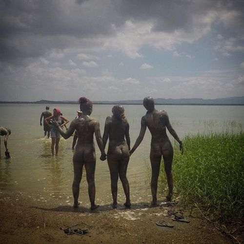 Day twelve #colombia #mudbath #eltotumo #bummingaround #threeamigos #porqueno #wewillneverseethemaga