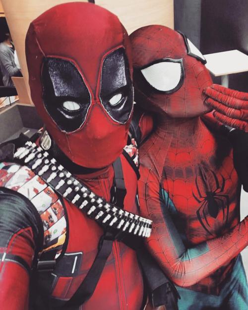 Hey! We Are Spideypool! #spiderman #spidey #spideypool #deadpool #spiderverse #wadewilson #peterparker