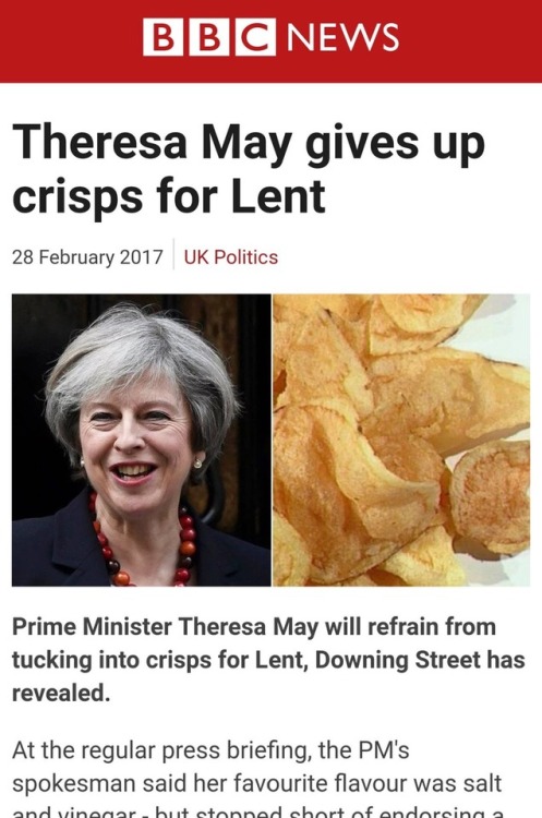 spookysailorsaturn: featherinmycapandcheese: ayeforscotland: Fuck me. How many crisps does she eat &