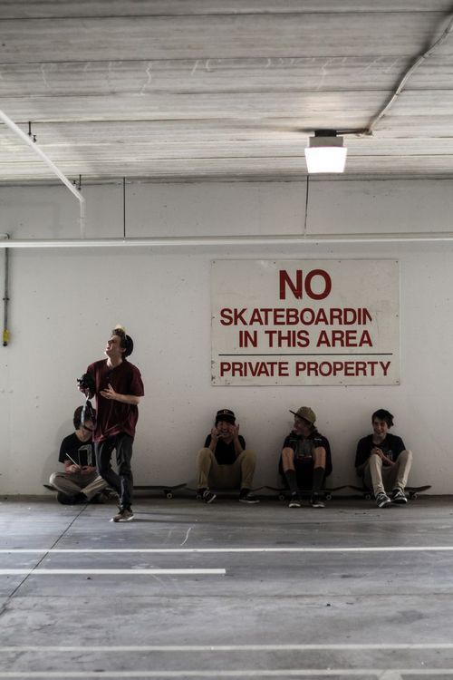 calxfornxa:  skvtevlldvy: urban|skate blog 