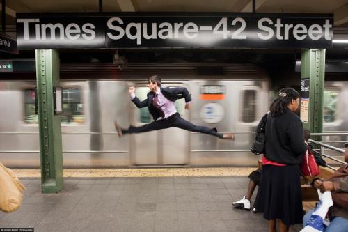 astonishingjack:tepitome:Ballet Dancers in random situations by Jordan Matterptrnsnt