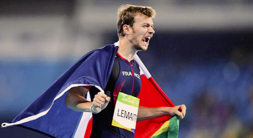 simpledaugherty: Christophe Lemaitre, Médaille de bronze sur 200m.