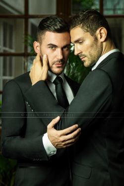 hotmalepicsss:  Follow me @ http://hotmalepicsss.tumblr.com/ for more hot guys !!For more hot xx pics &amp; videos follow me at http://hotmalesexpicsss.tumblr.com 