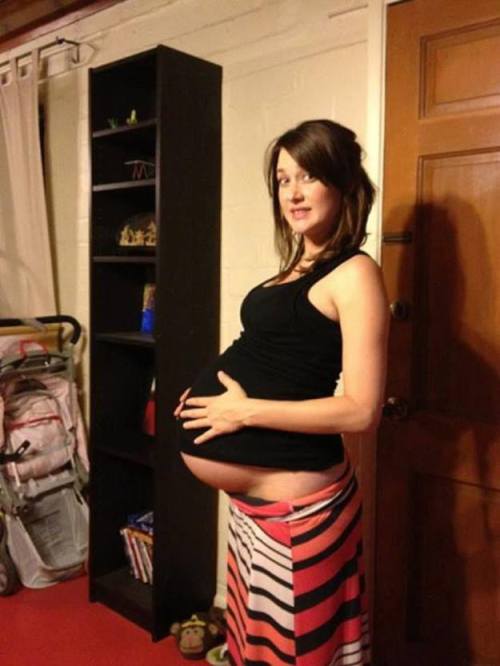 Porn  hot pregnants pussy  Pregnant Porn Pictures photos