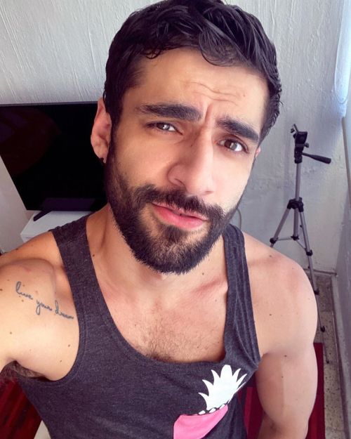 https://64.media.tumblr.com/d5ba26f8ba197eba320016b6b0bccf53/6aff8a2d0c78c31d-3e/s500x750/b8962d3ad933f8496b9d818acdb9413202e04520.jpg