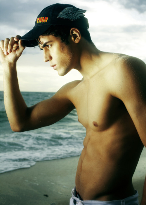 amanthing:  Visit amanthing Hunk Edition Blog