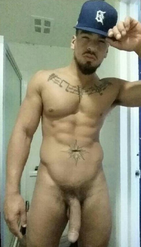 mascrawfreak:  This sexy nigga got dick &amp; azz AND he a Rican!  😍😍😍