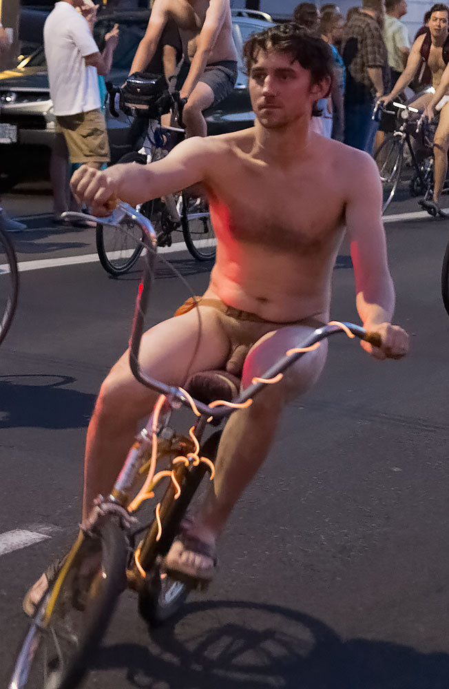 Nudist Guys Only