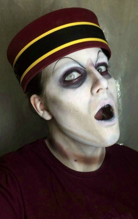 aportraitofinsanity:Broken rules? Broken necks.I thought I would put my trash obsession to use and d