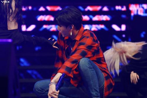 220312 Leo @ 2022 LEO Special Live [I’m Still Here - And you are] | © Naver