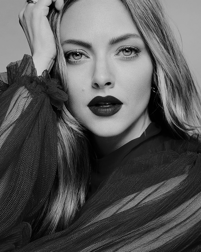 Amanda Seyfried - Page 3 F7638bdd5f3c2f97aa36cb9b5ee1c6e322847c50