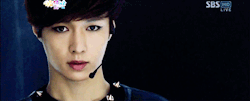 getlayd:  YIXING X EYELINER requested by
