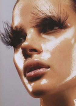 a-state-of-bliss:  Vogue Nippon May 2009