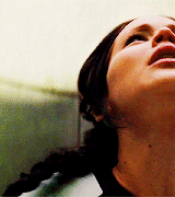 frostingpeetaswounds:  Katniss’ braid. 