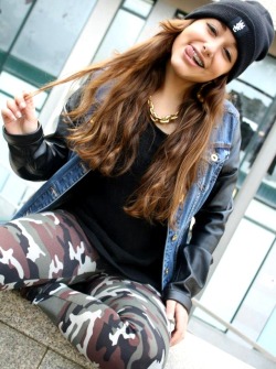 diamond-fresh:  †Follow this DOPE blog †.  † And Subscribe to his facebook† †And follow his twitter†