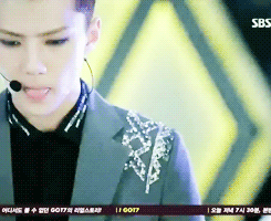 ztaohs:  no matter how pretty you are, sehun is always prettier than you 