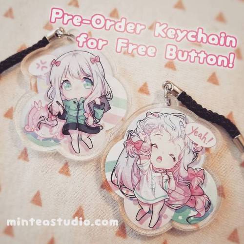 Running a pre-order deal on my site~ Buy a Sagiri keychain and receive a free button with free shipp