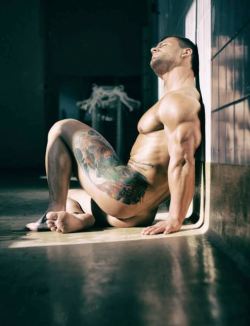 HGN - Hot Guy Naked