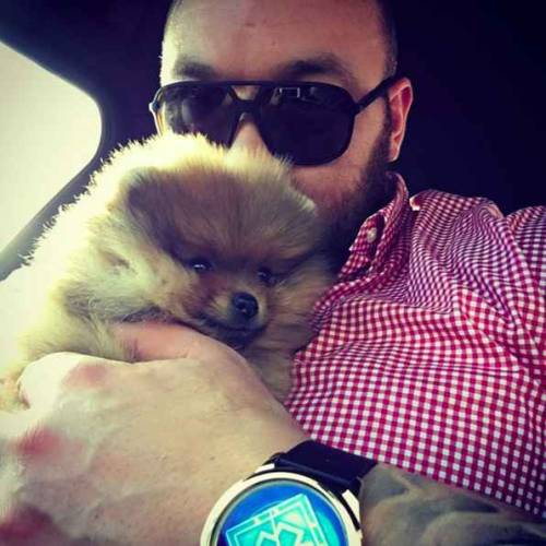 squeeful: optimysticals:  kilomonster:  lepetitdragon:  princeofbellehair:  ithelpstodream: Hafþór Júlíus Björnsson has a tiny puppy named Asterix and it’s amazing. whoever did this, thank you.   I am all about this…  What makes this even better