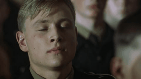 Max Riemelt as Friedrich Weimer in Before The Fall (2004)