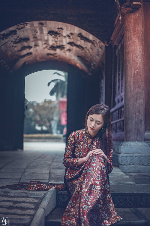  Vietnamese long dress (Ao dai) bởi Beauty Collection Qua Flickr: Photo backup https://flic.kr/s/aHs