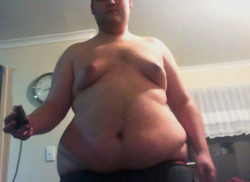 superchubby:  13-12-79   Those hips make