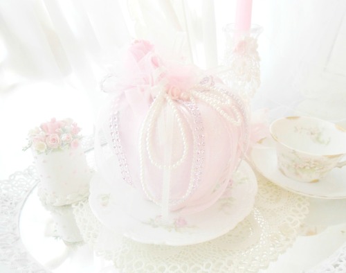 kawaiistomp:‘Shabby Chic Pink Pumpkins’ by Shabby Chic Treasures(please do not delete the credit)