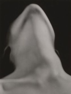 aumshinrikyo:    Man Ray. Anatomies 1929   