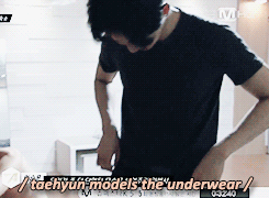 dis-possessed-deactivated201309:  seunghoon accidentally buys briefs instead of boxers for his team | win: who is next, ep. 3, 130906 