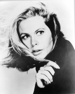 xxhorace:  Elizabeth Montgomery 