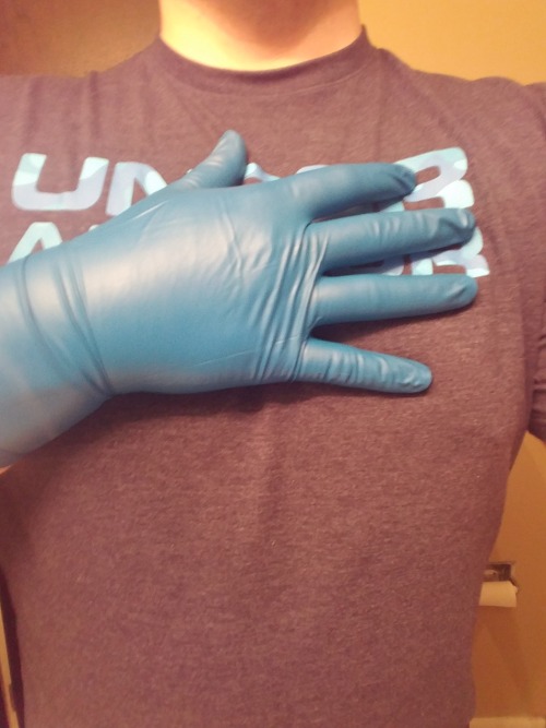 rubberglovebear: Biogel Skinsense Indicator gloves. Love the color!