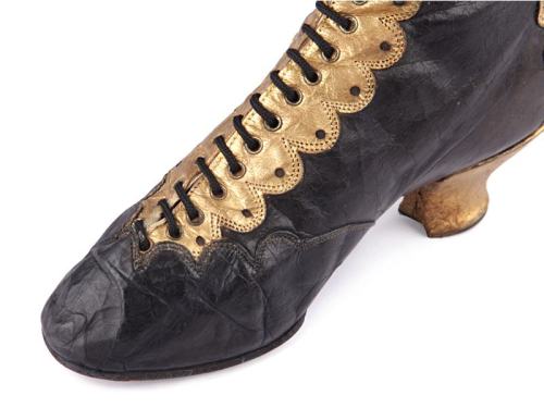 historicalfashion: Black heeled boots with gold, Shoe-Icons, c. 1860-68 I am enamored with the darli