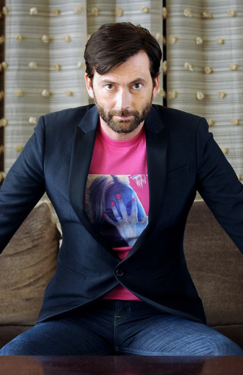 primavega: David Tennant for LA Times  Full size Source LA Times via dt_asylum