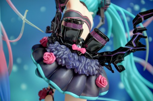 gofigurego:Those details…! VideoI’m not really a fan of hatsune miku, but this figu