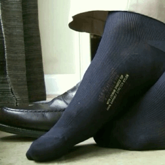 rankdresssockslover: blksocklver:  aln2geardss:  Been dying to get out of these loafers
