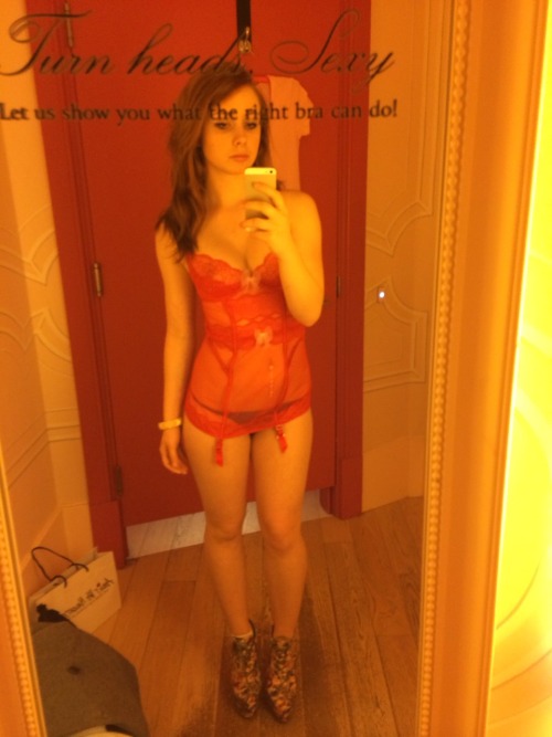 Sex Changing room selfies pictures