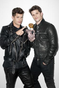 Fpvs: Ss 2015 X Charlie + Max Carver By Terry Richardson For Man About Town [Source:artpartner]