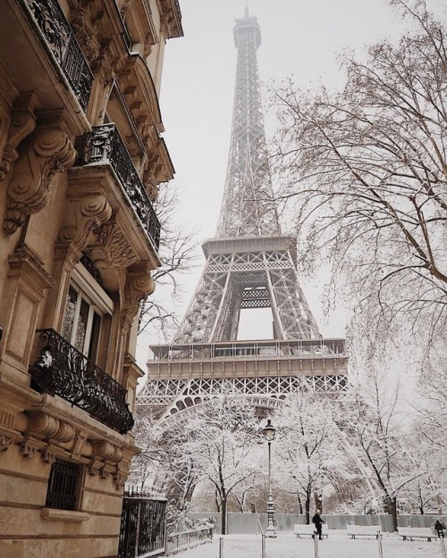 By: Anna | paris.with.me