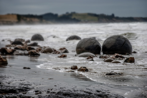 Moeraki Boulders