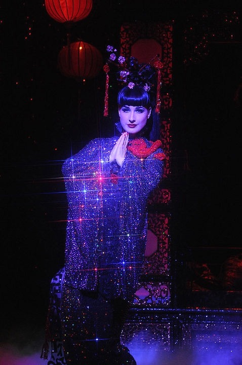 dita-fan: Dita Von Teese