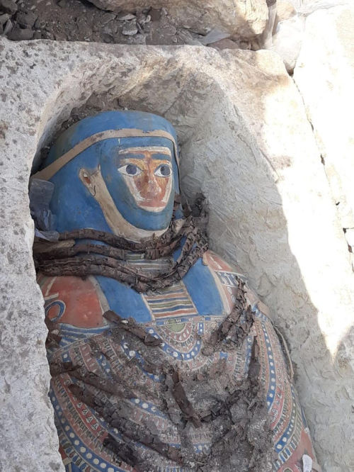 justinejoli:grandegyptianmuseum:2500 year old mummies uncovered in DahshurAn Egyptian archaeological