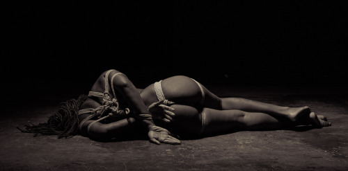 jezebelphoenix:  ATL, I have come for you and will keep it up until August 10! Listed below are the following genres I am available for in the stills and video department:  -art nudes  -erotica -bondage/suspension -spanking  -tickle torture  -forced