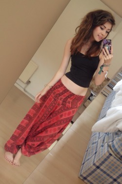 dink-182:  My favourite type of trousers I wear them so much haha  So cute &hellip;.